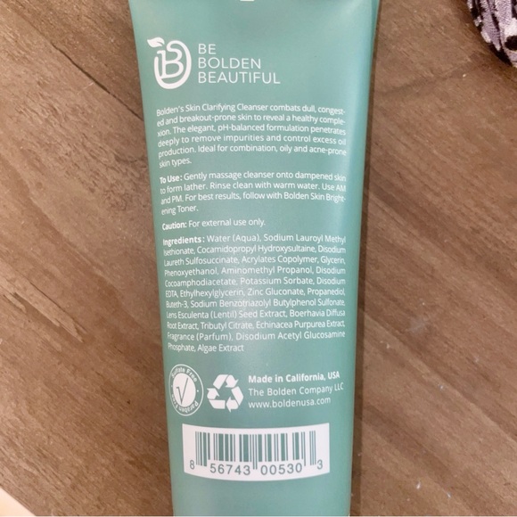 Bolden Skin Clarifying Cleanser 3.4 fl oz/ 100ml - Picture 2 of 4